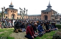 اولین نماز جمعه ماه رمضان در مسجد تاریخی جامیا در سرینگار (2)