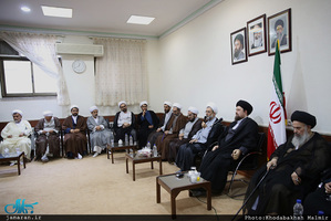 دیدار جمعی از روحانیون  با سید حسن خمینی 
