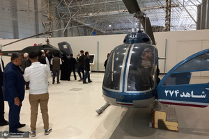 بازدید میهمانان خارجی مراسم بزرگداشت امام خمینی (س) از نمایشگاه دستاوردهای هوافضای سپاه