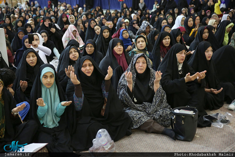 مراسم تحویل سال ١٣٩٦ در حرم مطهر امام(س)