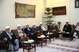 حاشیه تجدید میثاق اعضای مجلس خبرگان رهبری با آرمان‌های امام خمینی(س)؛