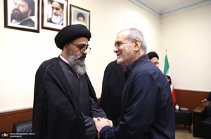 دیدار رئیس جمهوری با آیت الله سید حسن خمینی