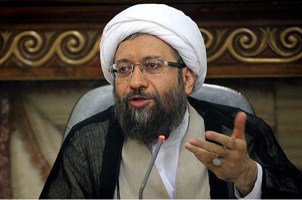 نیروی انتظامی بر حسب قانون ارتباط تنگاتنگی با قوه قضاییه دارد