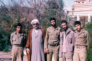 حجت الاسلام و المسلمین شیخ اسحاق مشکینی