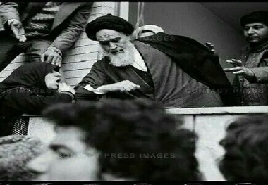 Memoirs: Imam Khomeini welcomed criticism with open arms