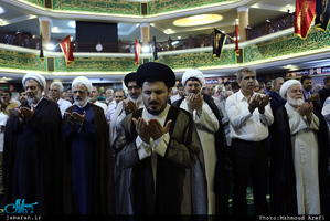 نماز عید فطر در حسینیه شماره 2 جماران