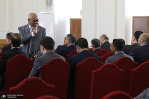 نشست وزیر امور خارجه با سفرا و کارداران و روسای نمایندگی های خارجی و بین‌المللی مقیم تهران