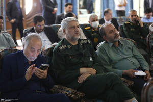 دیدار مسئولان قرارگاه فهمیده با سید حسن خمینی