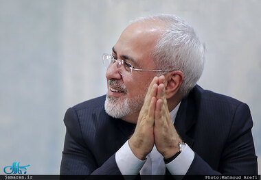 ظریف: راه گفت‌وگو برای همسایگان ما باز است/ مجمع گفت‌وگوی منطقه‌ای در خلیج‌فارس شکل گیرد