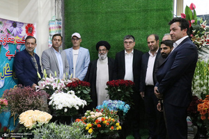 بازدید سفیر ازبکستان در ایران از بیت تاریخی امام در خمین