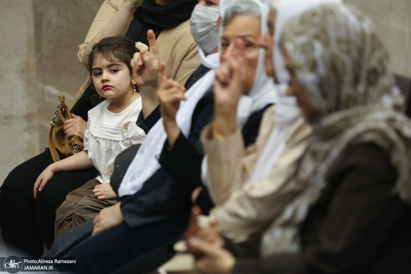 مراسم بزرگداشت امام خمینی(س) در آدریان زرتشتیان