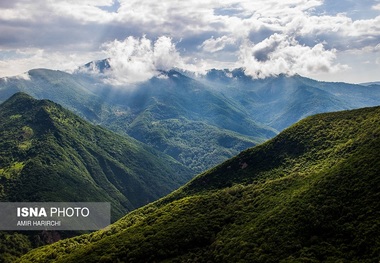 تابستان گلستان همچنان معتدل