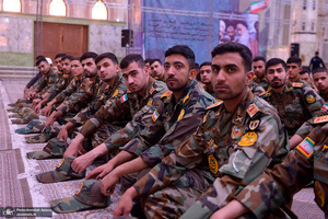 تجدید میثاق فرماندهان، پیشکسوتان و دانشجویان اعزامی ارتش به دروه معارف جنگ با آرمان های امام خمینی (س)