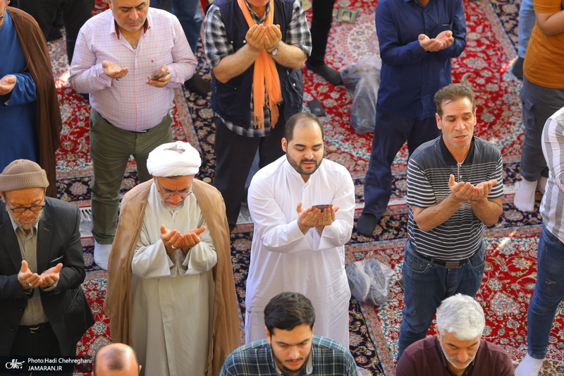 نماز عید سعید فطر در حرم مطهر حضرت معضومه (س)