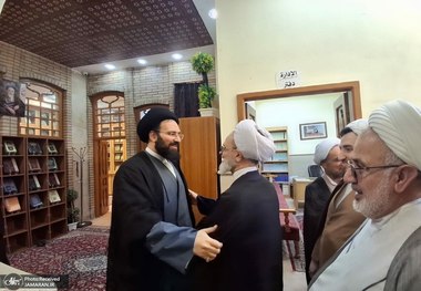 دیدار آیت الله اعرافی با سید علی خمینی در نجف اشرف