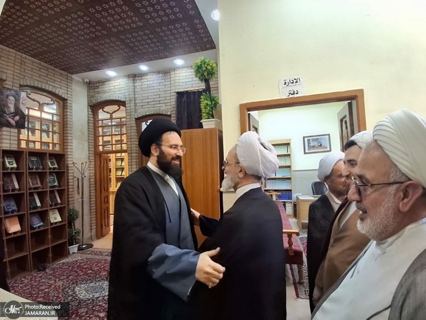 دیدار آیت الله اعرافی با سید علی خمینی در نجف اشرف