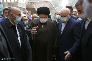 تجدید میثاق رئیس مجلس شورای اسلامی و نمایندگان با آرمان های حضرت امام (س)