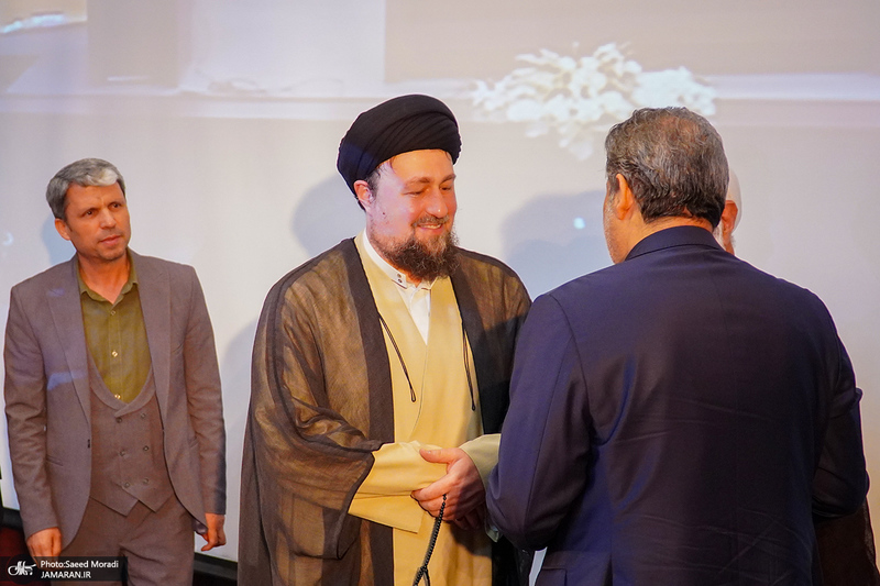 تجدید میثاق جمعی از مدیران و کارکنان بنیاد مسکن انقلاب اسلامی با آرمان های امام خمینی (س)