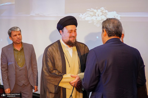 تجدید میثاق جمعی از مدیران و کارکنان بنیاد مسکن انقلاب اسلامی با آرمان های امام خمینی (س)