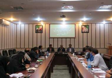 فرماندار درمیان: احداث خانه معلم در شهرستان پیگیری می شود