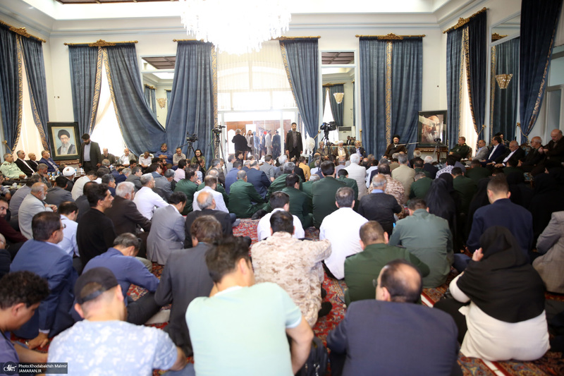 دیدار اعضا و دست اندرکاران ستاد مرکزی سی و ششمین سالگرد بزرگداشت امام خمینی با سید حسن خمینی