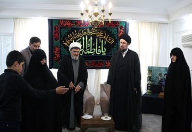 Seyyed Hassan Khomeini visits late President Raeisi's residence to offer condolences