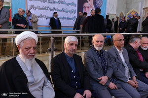 گرامیداشت سالروز ورود بنیانگذار جمهوری اسلامی ایران به میهن در حرم امام خمینی(س)