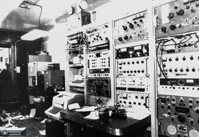 تصاویری کمتر دیده شده از تسخیر لانه جاسوسی