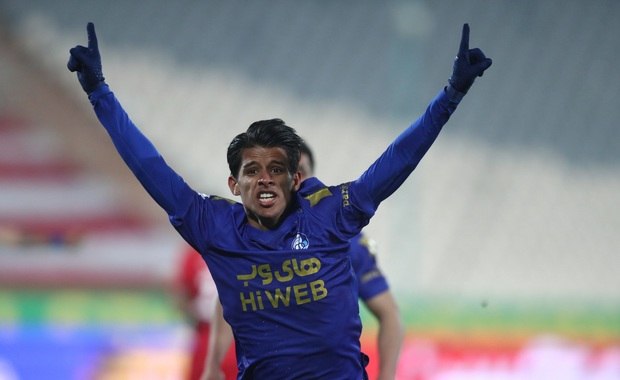 مهدی قایدی از استقلال جدا نمی شود