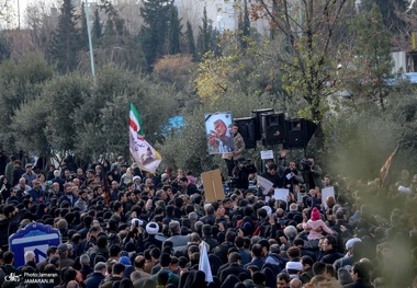 راهپیمایی مردم تهران در محکومیت ترور سردار قاسم سلیمانی