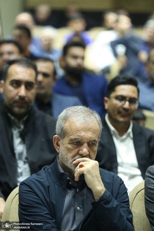 مراسم ختم مادر مهدی طباطبایی