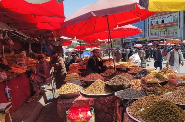 چهار سال از حکومت طالبان گذشت؛ افغانها با چه مشکلاتی مواجه هستند