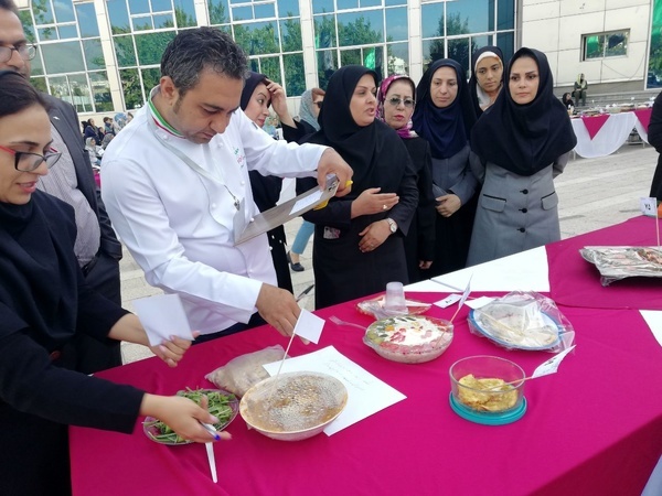 جشنواره تغذیه سالم با محوریت مصرف غذای آبزیان، حبوبات و تخم مرغ برگزار شد