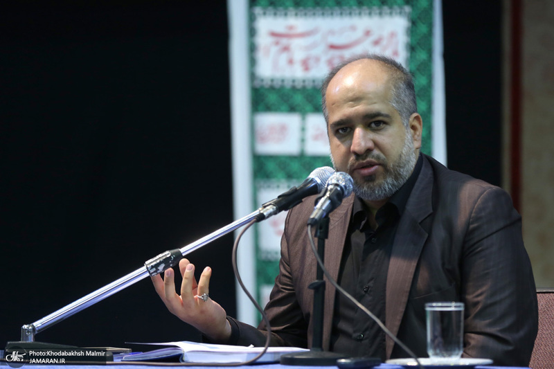 بازدید جمعی از دانشجویان فعال فرهنگی سیاسی و اجتماعی دانشگاه های استان هرمزگان از بیت امام خمینی (س)در جماران