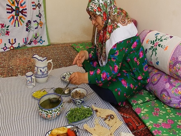 جشنواره استانی سفره بنفش در بیرجند برگزار می شود