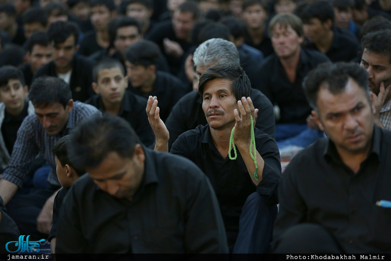 مراسم عزاداری شام غریبان در حرم مطهر حضرت امام خمینی(س) 