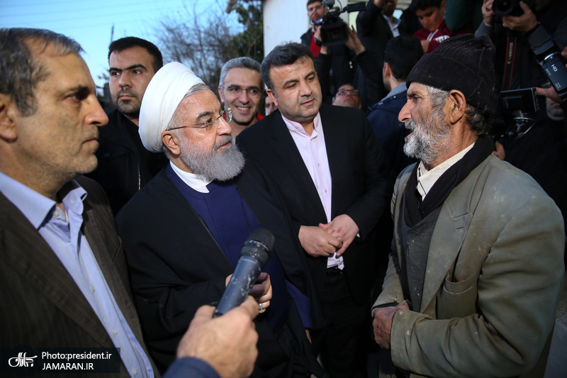 روحانی در جمع مردم روستای کردخیل مازندران