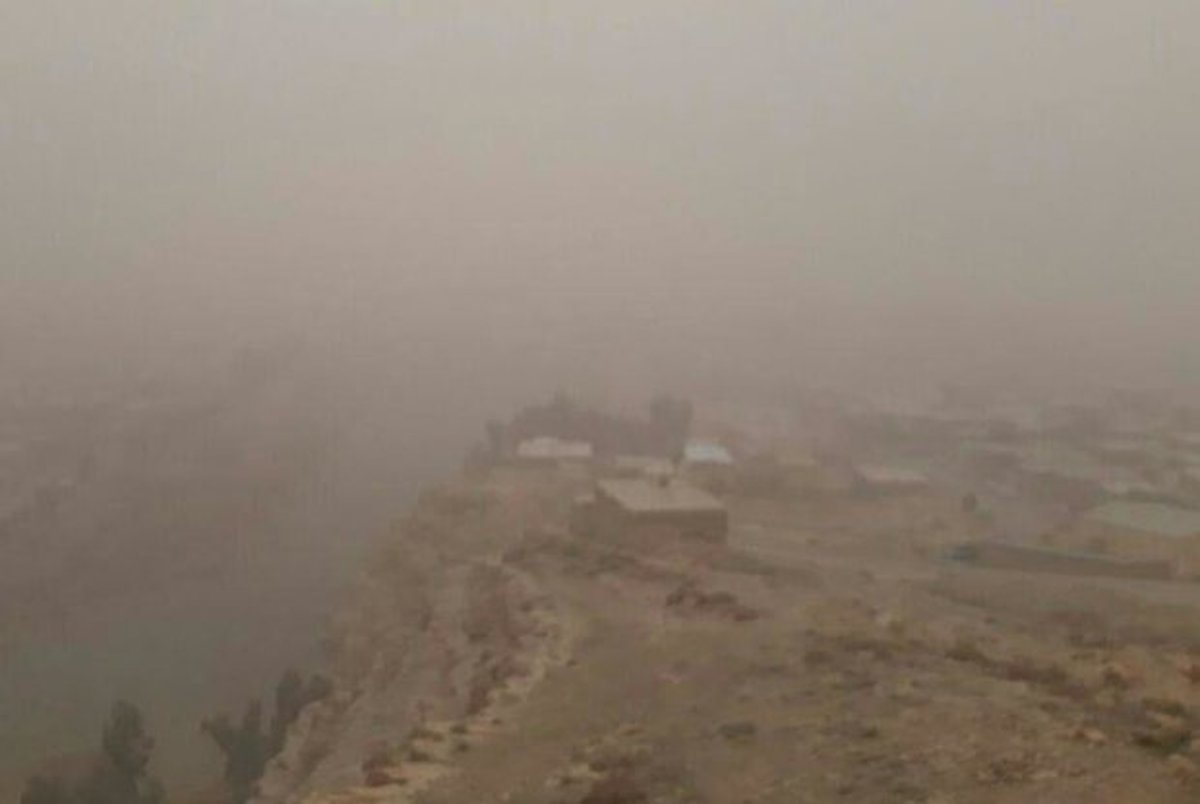 ریزگردها هوای تهران را آلوده می کنند