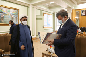 دیدار سرپرست موسسه تنظیم و نشر آثار امام خمینی(س) با استاندار خراسان‌رضوی