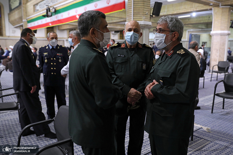 مراسم تنفیذ حکم سیزدهمین دوره ریاست جمهوری اسلامی ایران‌ توسط رهبر انقلاب