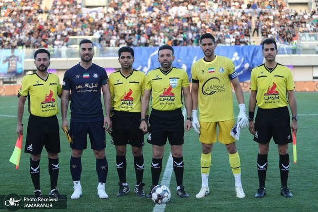 کارشناسی داوری صحنه های مشکوک بازی استقلال گل گهر سیرجان