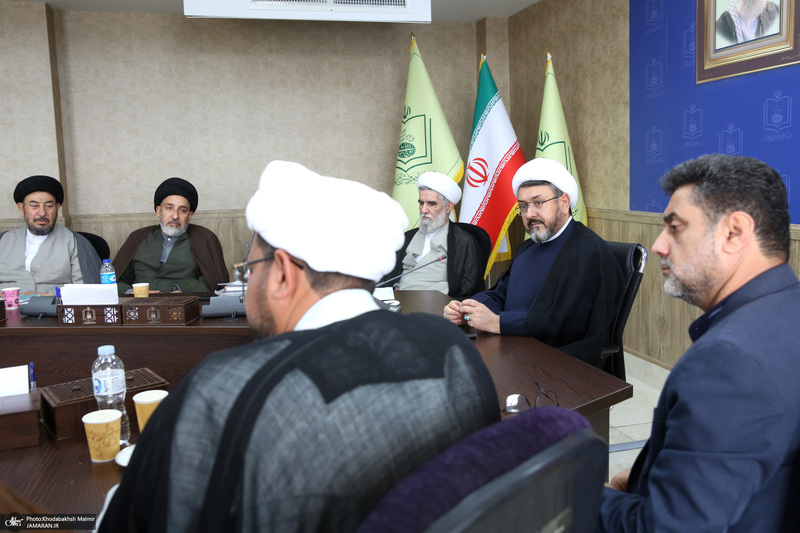 دیدار جمعی از علمای کشور عراق با رئیس موسسه تنظیم ونشر آثار امام خمینی