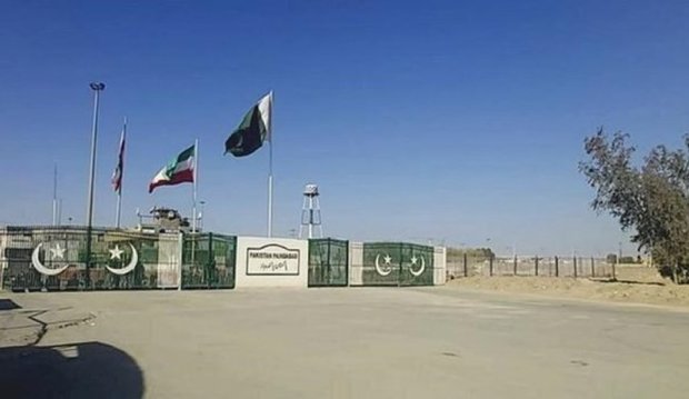 مرز پاکستان به ایران به شرط قرنطینه بازگشایی شد