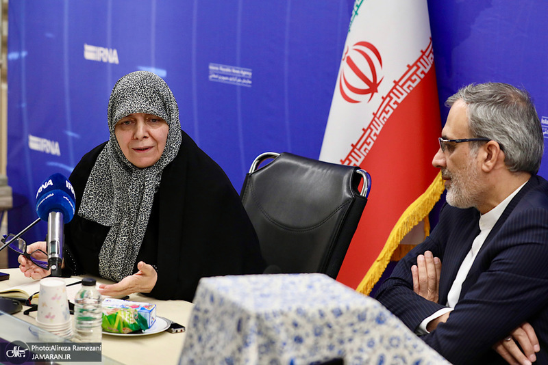 مراسم رونمایی کتاب اسرائیل آن شر مطلق