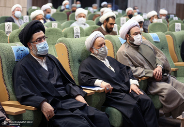 سمینار علمی «عدالت اقتصادی از منظر امام خمینی (س)» 