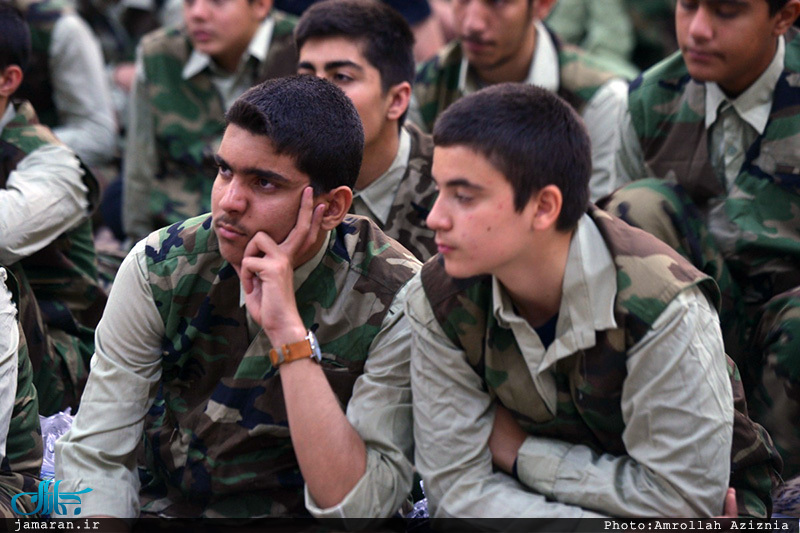 تجدید میثاق دانش آموزان بسیجی با آرمان های امام خمینی(س)