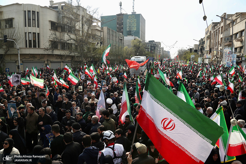 مراسم تشییع پیکرهای مطهر 84 شهید قهرمان ناوشکن دنا -2