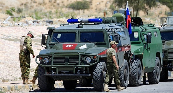 آغاز گشت زنی پلیس نظامی روسیه در «منبج» سوریه/گسترش درگیری جبهه النصره با گروه های هوادار ترکیه