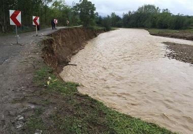 سیلاب شبکه آبرسانی دو روستای خراسان رضوی را مختل کرد