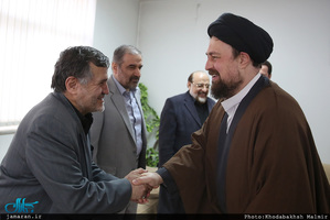دیدار جمعی از اعضای شورای مرکزی حزب مؤتلفه با سید حسن خمینی 